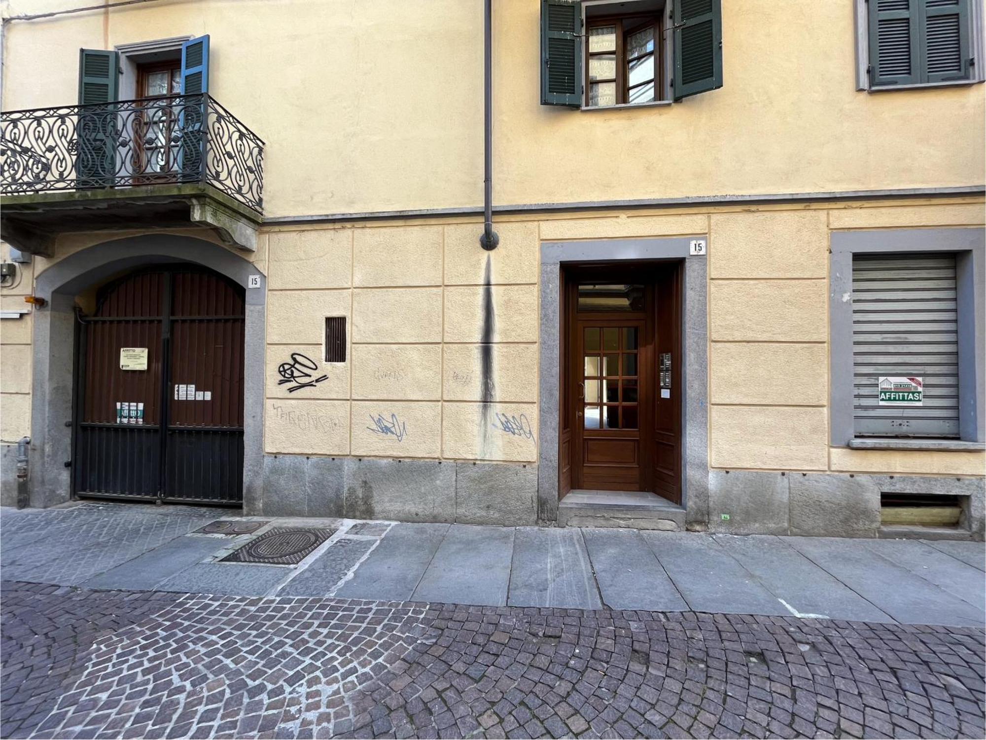 L'Appartamento Di Ringhiera ビエッラ エクステリア 写真